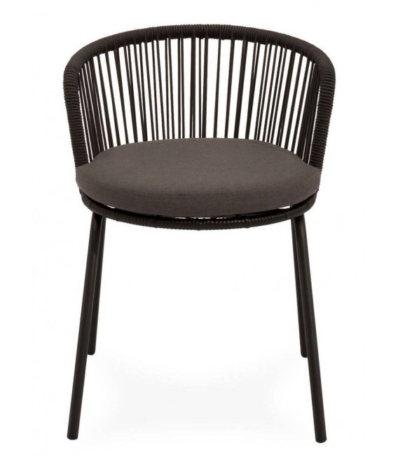Silla negra exterior con cuerda sintética y cojín redondo gris. 2