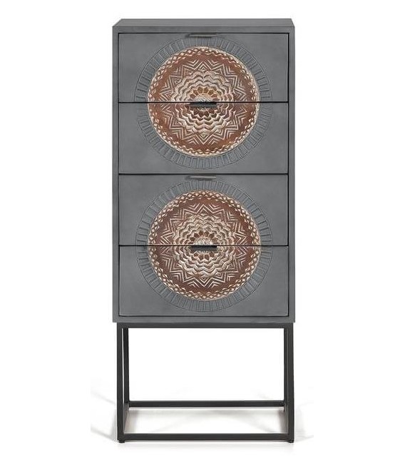 Sinfonier étnico alto de madera tallada y estructura metálica negra.