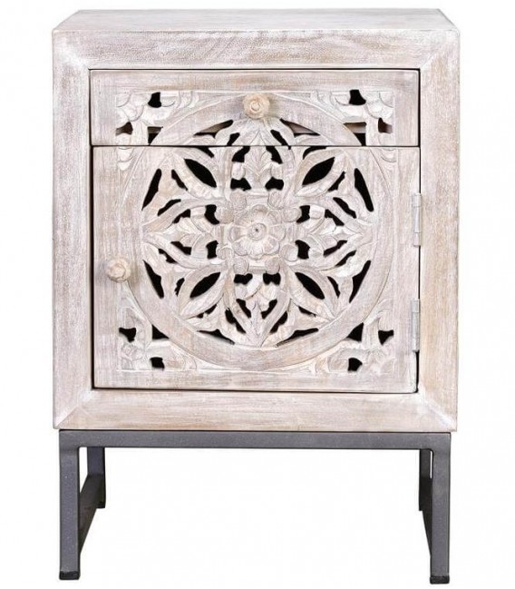 Mesita étnica de mango tallado blanqueado y metal gris artesanal. 1