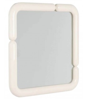 Espejo cuadrado con marco crema brillante y diseño retro.