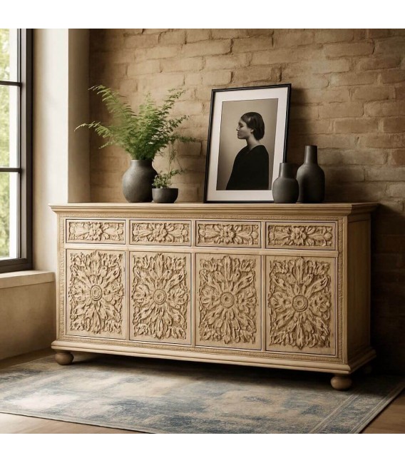 Aparador tallado artesanalmente en madera maciza con acabado patinado. Mdmhogar