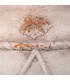 Jarrón decorativo crema con relieve clásico en acabado envejecido. 6