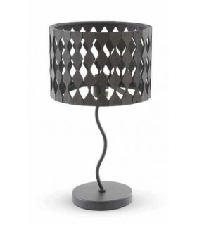 Lámpara sobremesa de metal negro con pantalla en contrachapado negro.