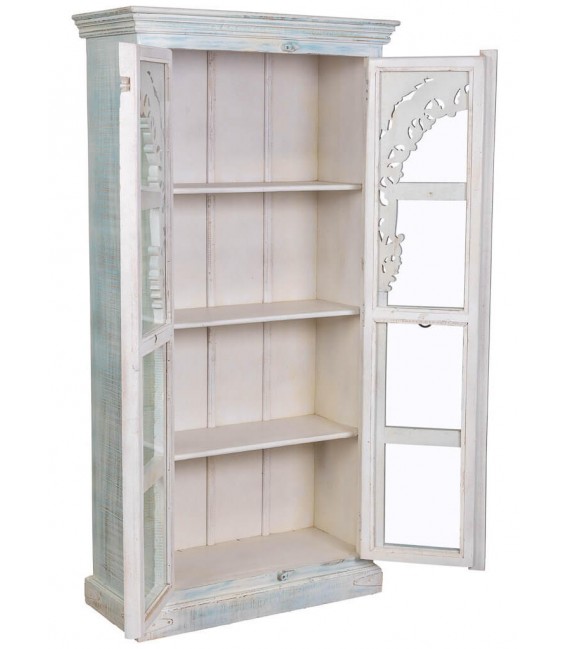Vitrina étnica de madera tallada blanca con cristal y pátina azul. 2