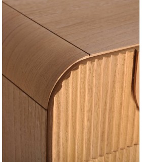 Mesita alta art boho con 3 cajones de madera labrada natural. 1