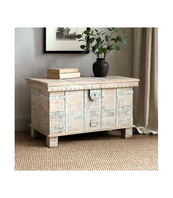 Baúl madera mango macizo y metal con acabado étnico blanqueado. Mdmhogar