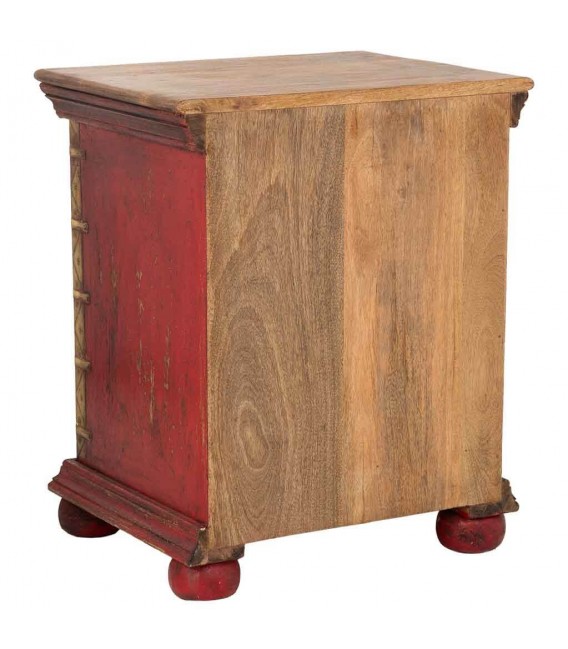 Mesita de noche étnica roja con apliques de metal dorado y turquesa. 3