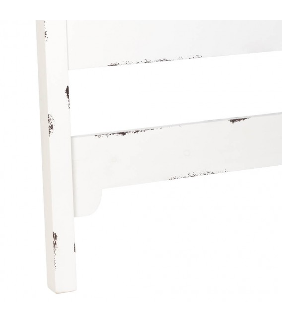 Cabecero de cama blanco rozado con calados decorativos orientales. 5