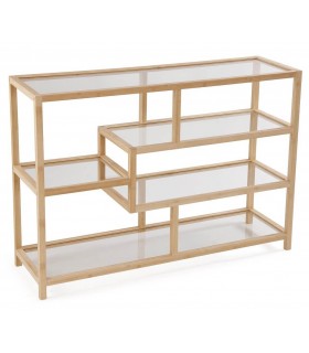 Estantería boho baja de bambú natural con baldas de cristal.