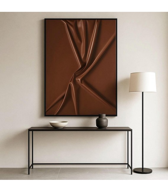 Cuadro abstracto vertical en tela burdeos con marco negro decorativo. Mdmhogar