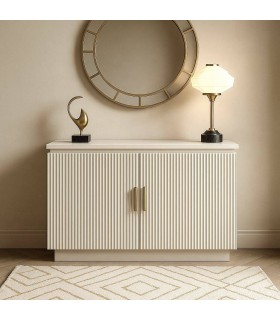 Taquillón blanco de madera con puertas y tiradores dorados. Mdmhogar