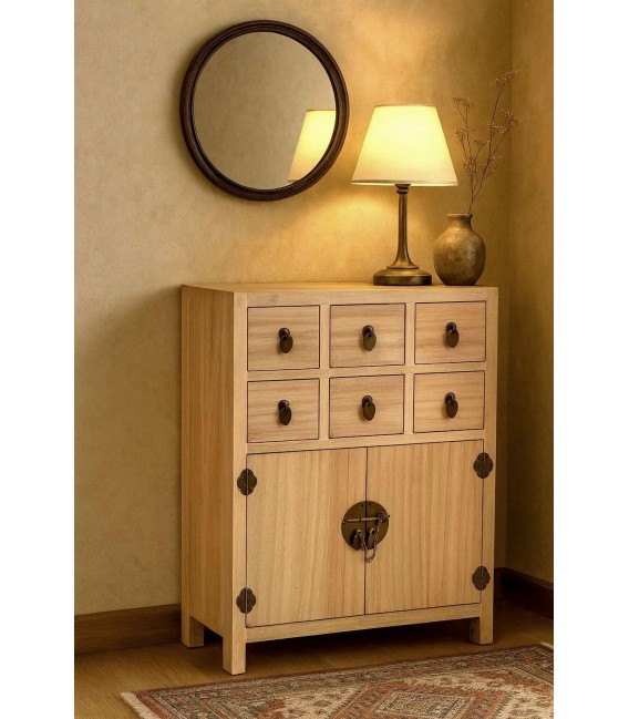 Taquillón oriental con madera natural y herrajes metálicos bronce. Mdmhogar